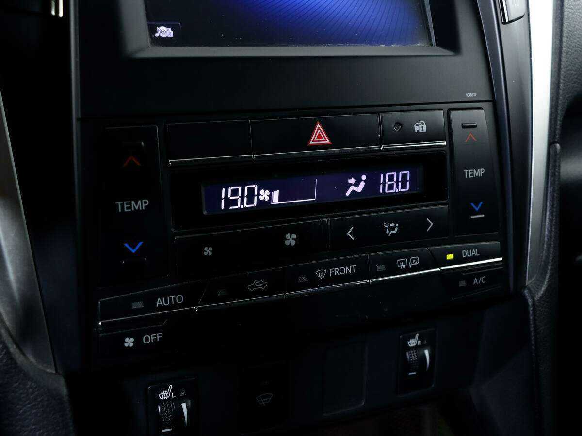 Купить Toyota Camry с пробегом. Фото: #13