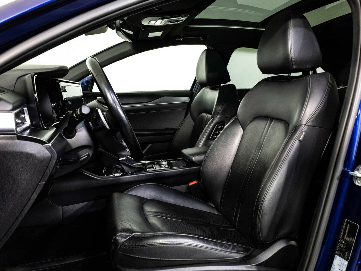 Купить Kia K5 с пробегом. Фото: #22