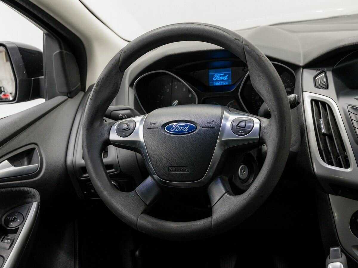 Купить Ford Focus с пробегом. Фото: #10