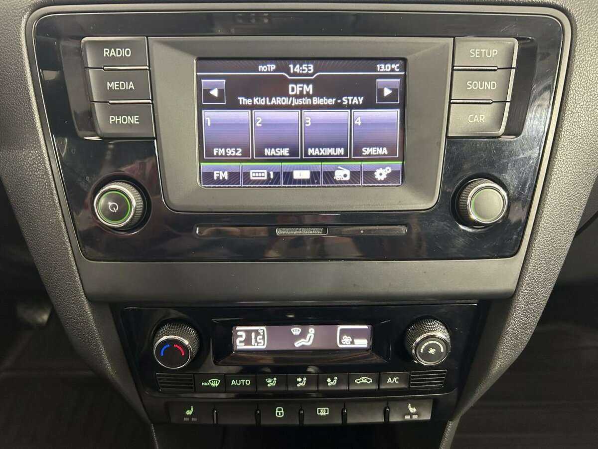 Купить Skoda Rapid с пробегом. Фото: #11