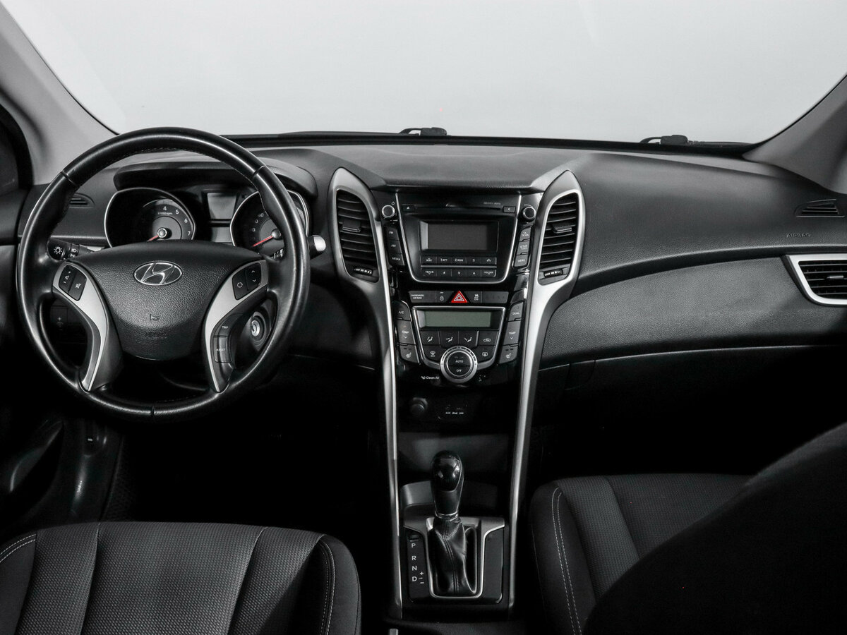 Купить Hyundai i30 с пробегом. Фото: #9