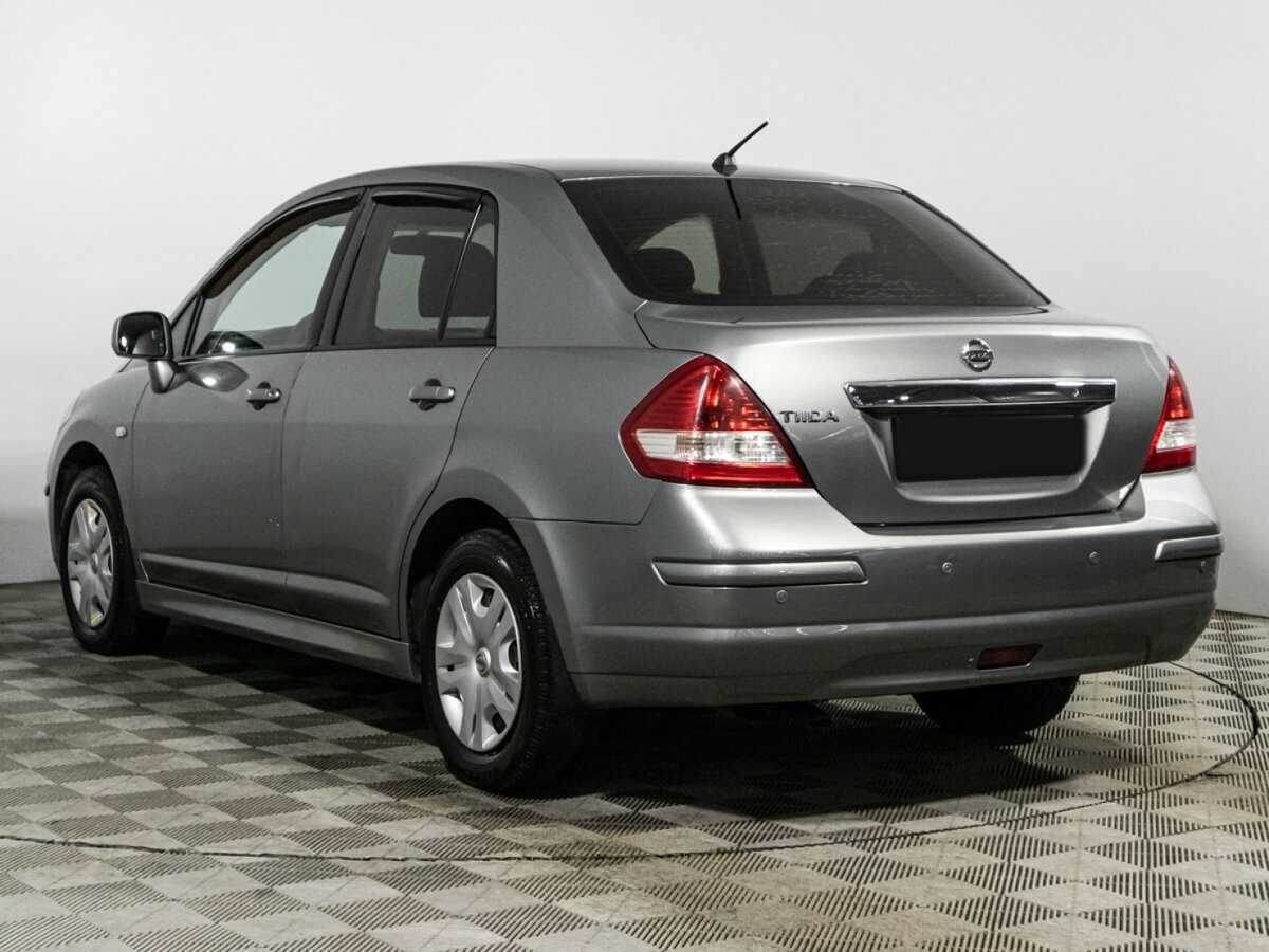 Купить Nissan Tiida с пробегом. Фото: #6