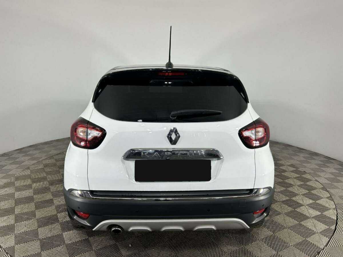 Купить Renault Kaptur с пробегом. Фото: #2