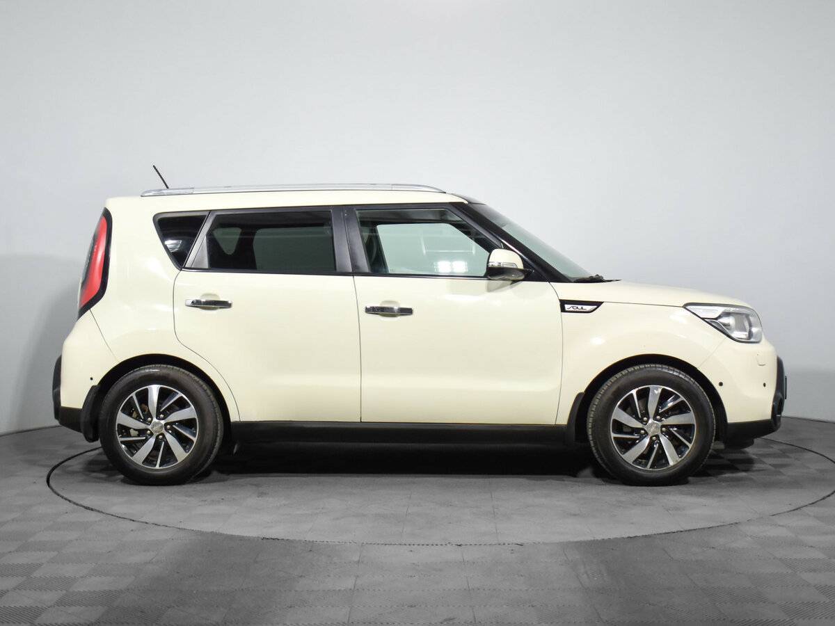 Купить Kia Soul с пробегом. Фото: #3