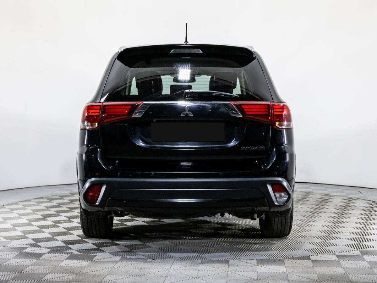 Купить Mitsubishi Outlander с пробегом. Фото: #5