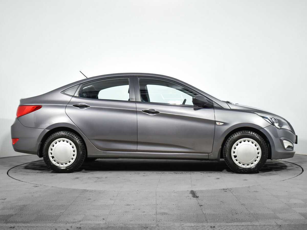 Купить Hyundai Solaris с пробегом. Фото: #3
