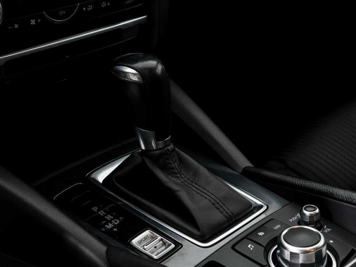 Купить Mazda 6 с пробегом. Фото: #14