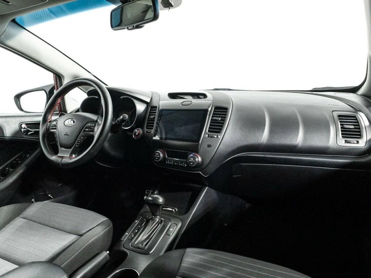 Купить Kia Cerato с пробегом. Фото: #8