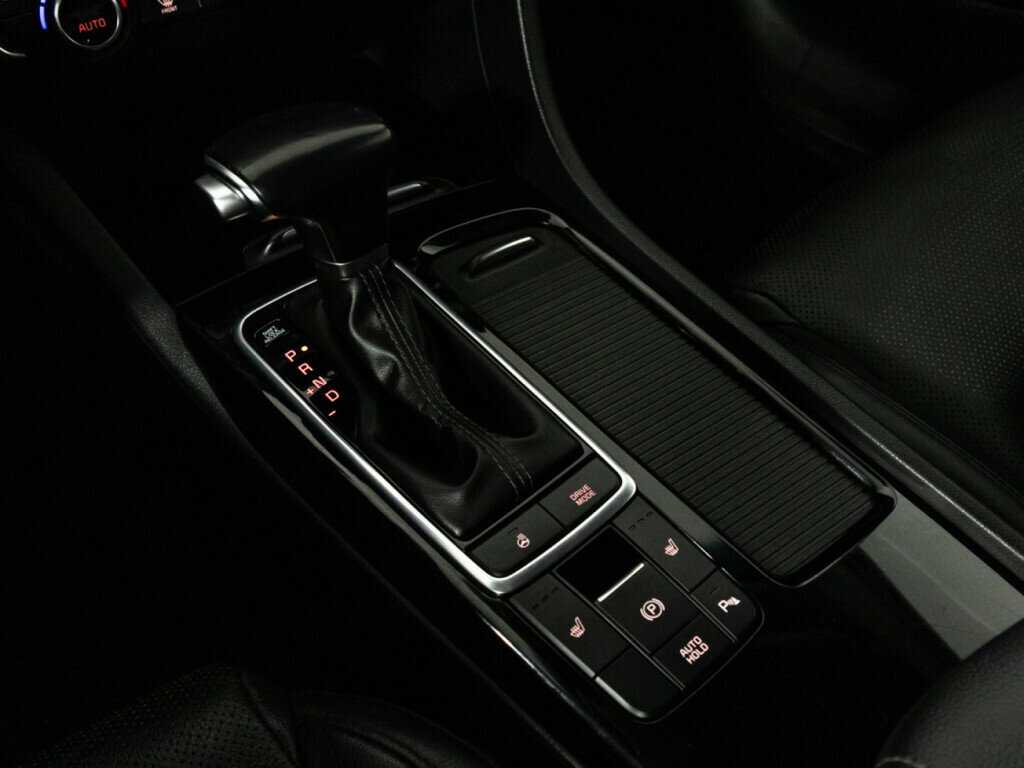 Купить Kia Optima с пробегом. Фото: #17