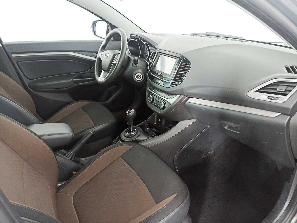 Купить Lada (ВАЗ) Vesta с пробегом. Фото: #8