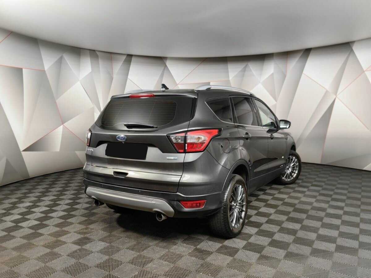 Купить Ford Kuga с пробегом. Фото: #1