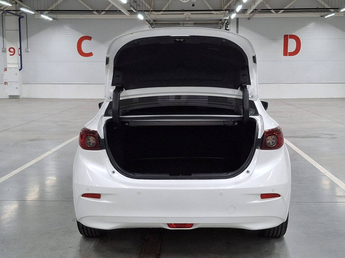 Купить Mazda 3 с пробегом. Фото: #9