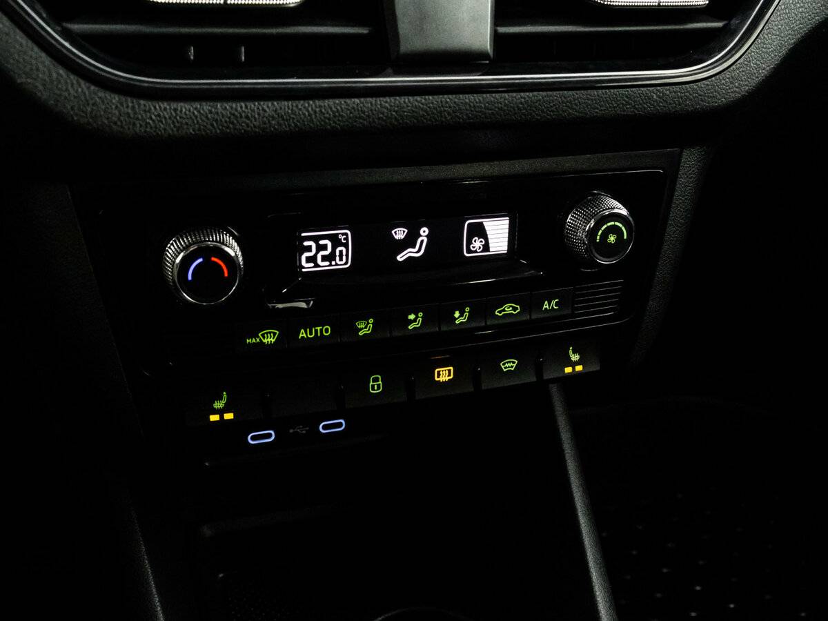 Купить Skoda Rapid с пробегом. Фото: #11