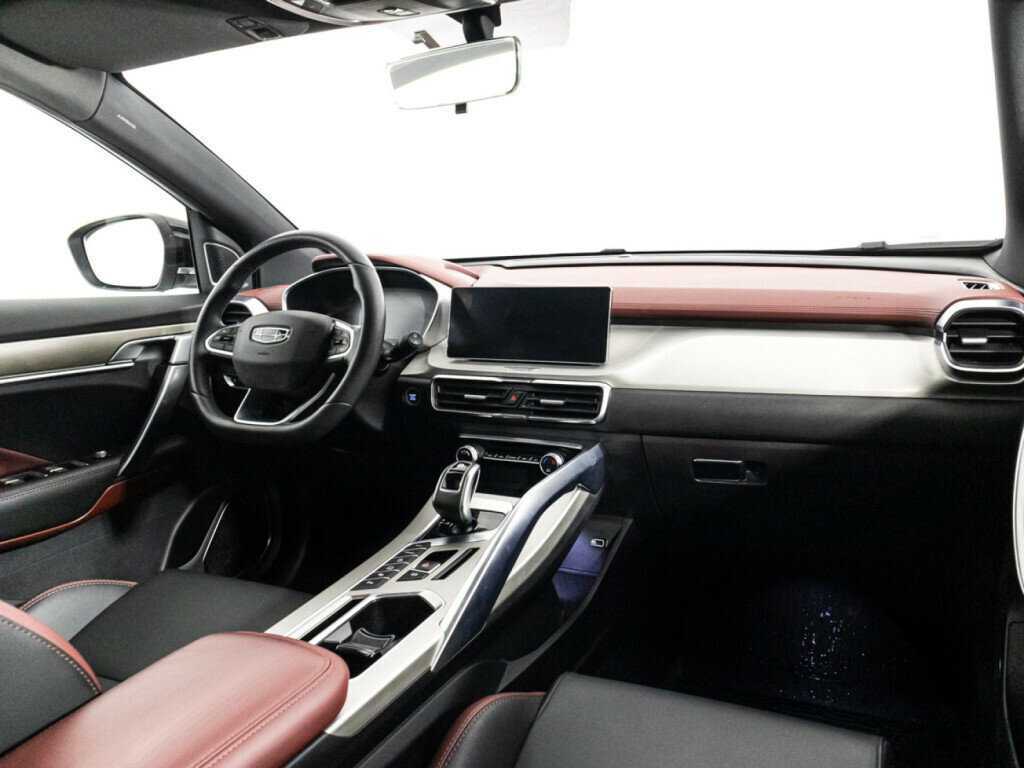 Купить Geely Coolray с пробегом. Фото: #8