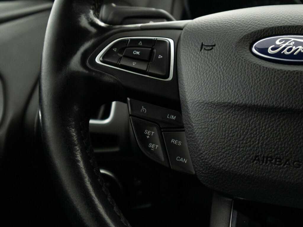 Купить Ford Focus с пробегом. Фото: #21
