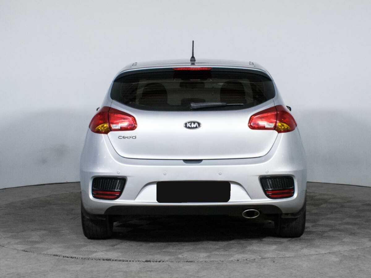 Купить Kia Ceed с пробегом. Фото: #4