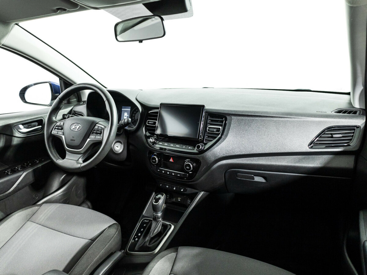 Купить Hyundai Solaris с пробегом. Фото: #8