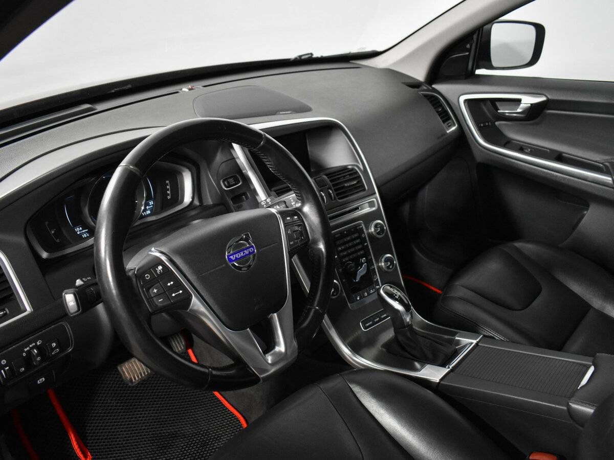 Купить Volvo XC60 с пробегом. Фото: #6