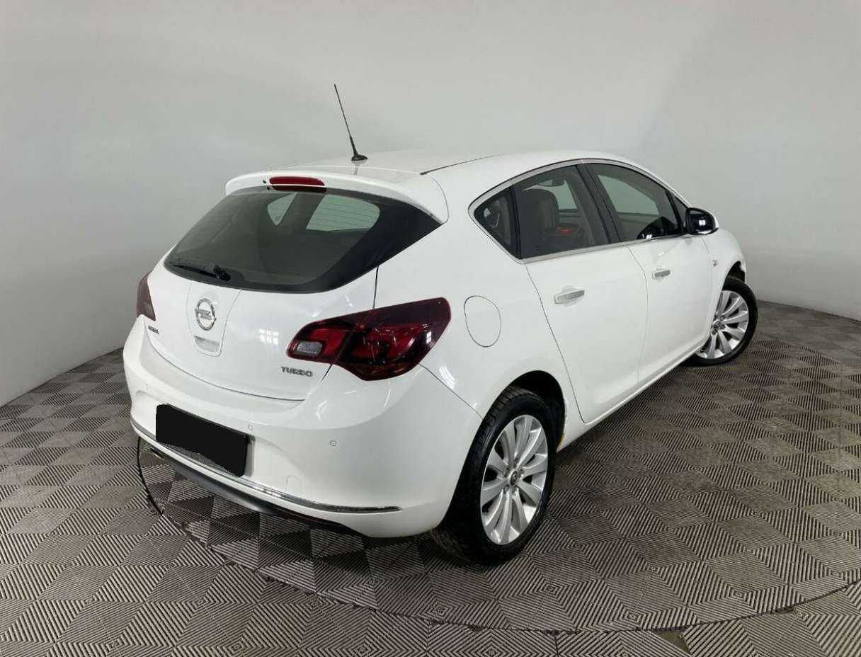 Купить Opel Astra с пробегом. Фото: #5