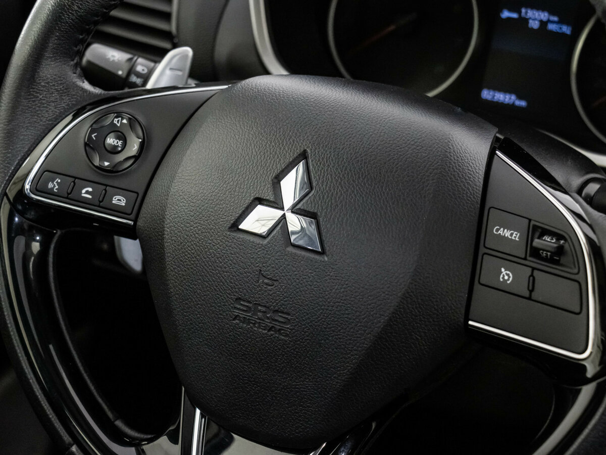 Купить Mitsubishi Eclipse Cross с пробегом. Фото: #9