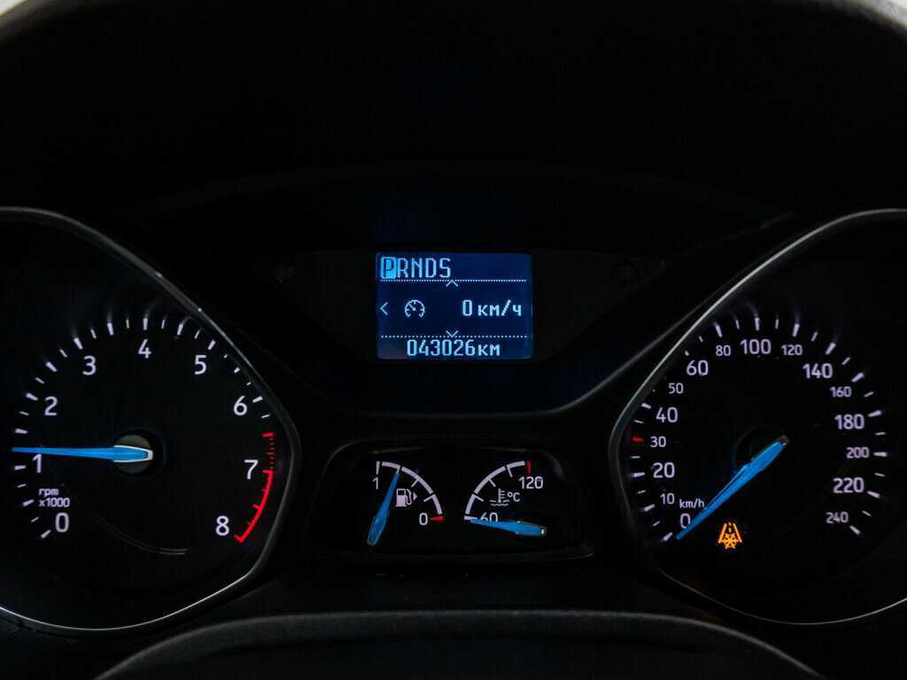 Купить Ford Focus с пробегом. Фото: #15