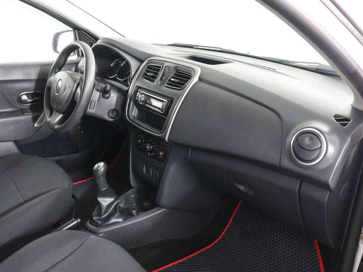 Купить Renault Logan с пробегом. Фото: #8