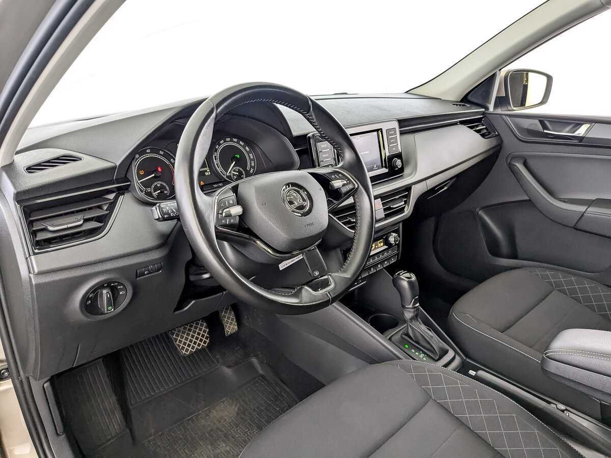 Купить Skoda Rapid с пробегом. Фото: #13