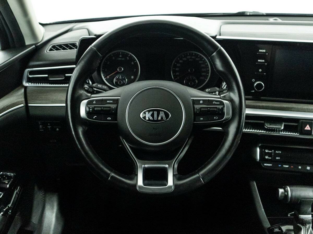 Купить Kia K5 с пробегом. Фото: #23