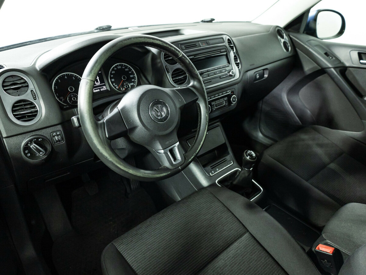 Купить Volkswagen Tiguan с пробегом. Фото: #10