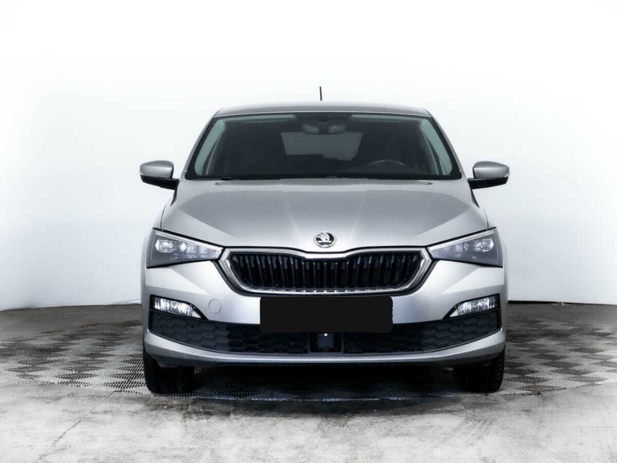 Купить Skoda Rapid с пробегом. Фото: #1