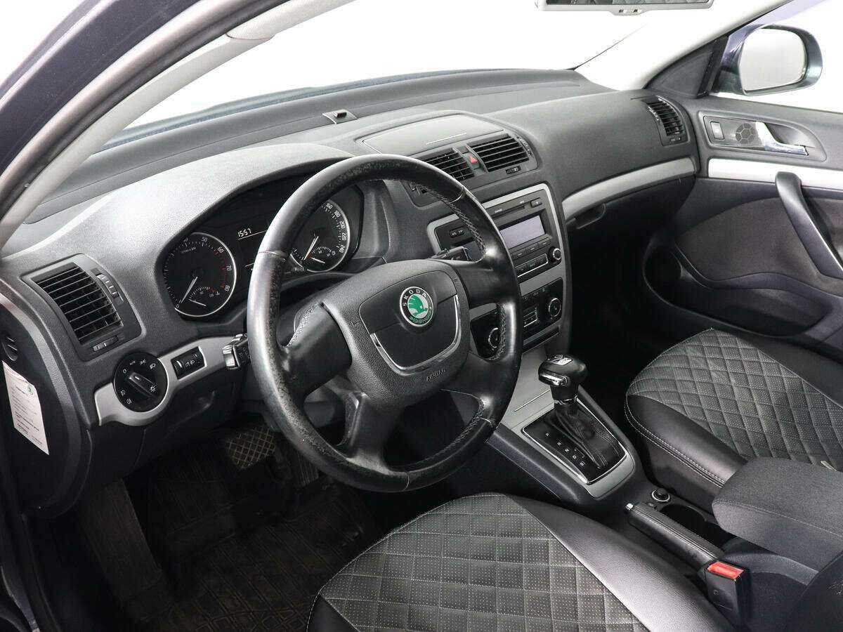 Купить Skoda Octavia с пробегом. Фото: #7