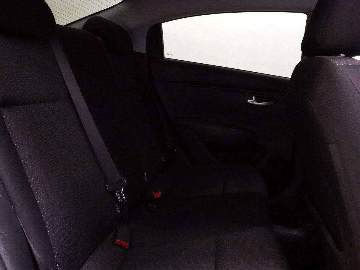 Купить Kia Rio с пробегом. Фото: #7