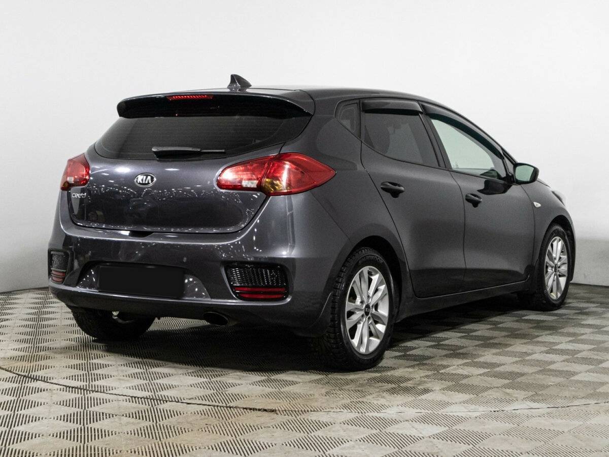 Купить Kia Ceed с пробегом. Фото: #4