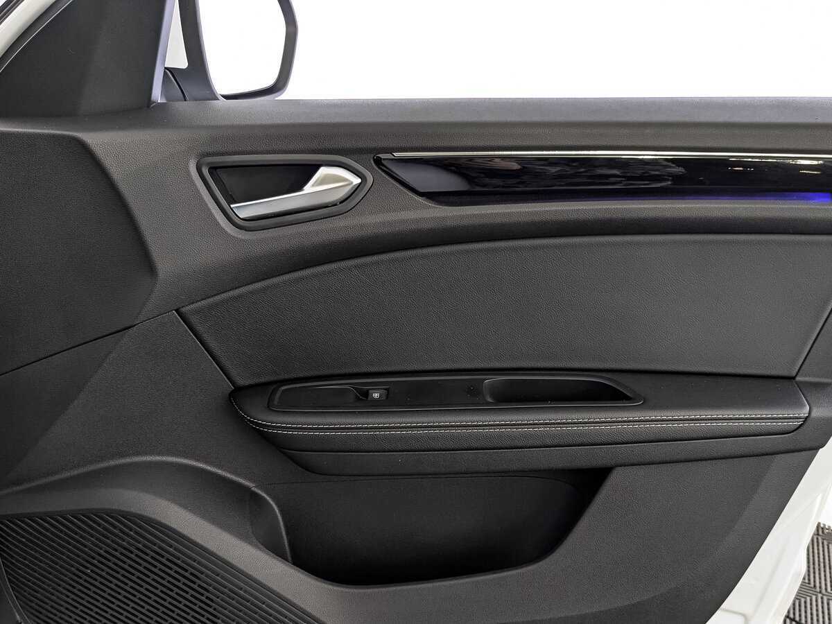 Купить Renault Arkana с пробегом. Фото: #23