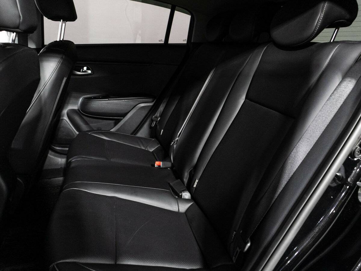 Купить Kia Rio с пробегом. Фото: #9