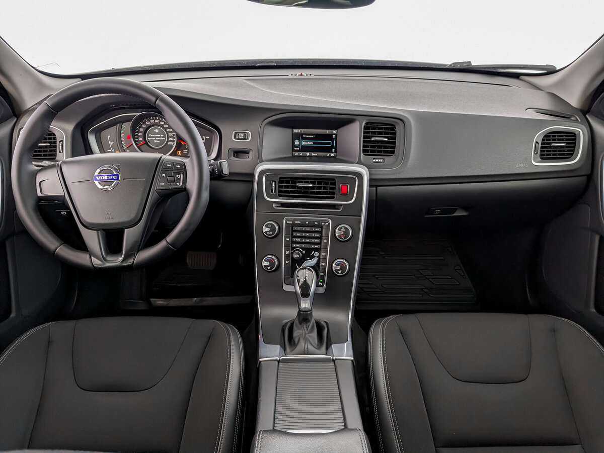 Купить Volvo S60 с пробегом. Фото: #11