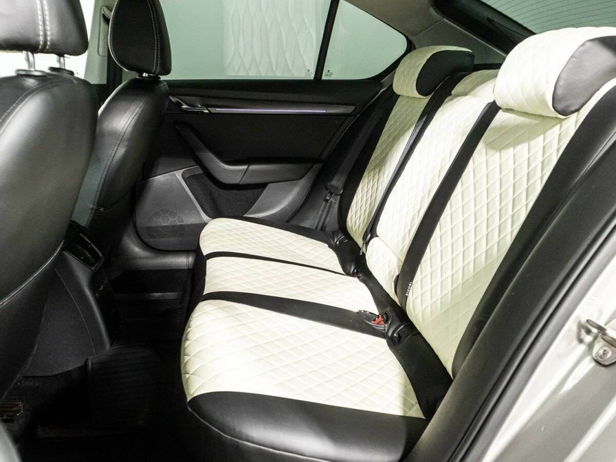 Купить Skoda Octavia с пробегом. Фото: #9