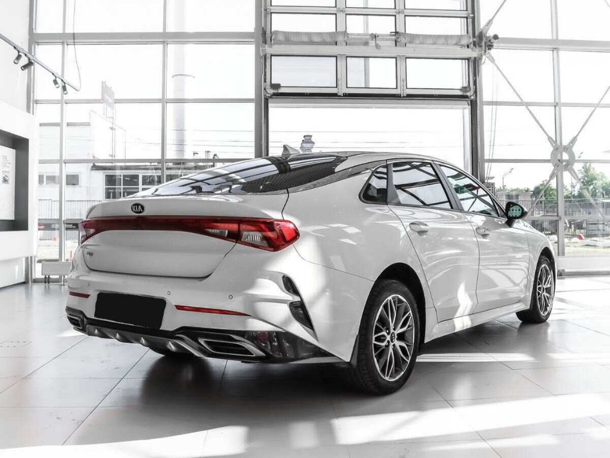 Купить Kia K5 с пробегом. Фото: #4