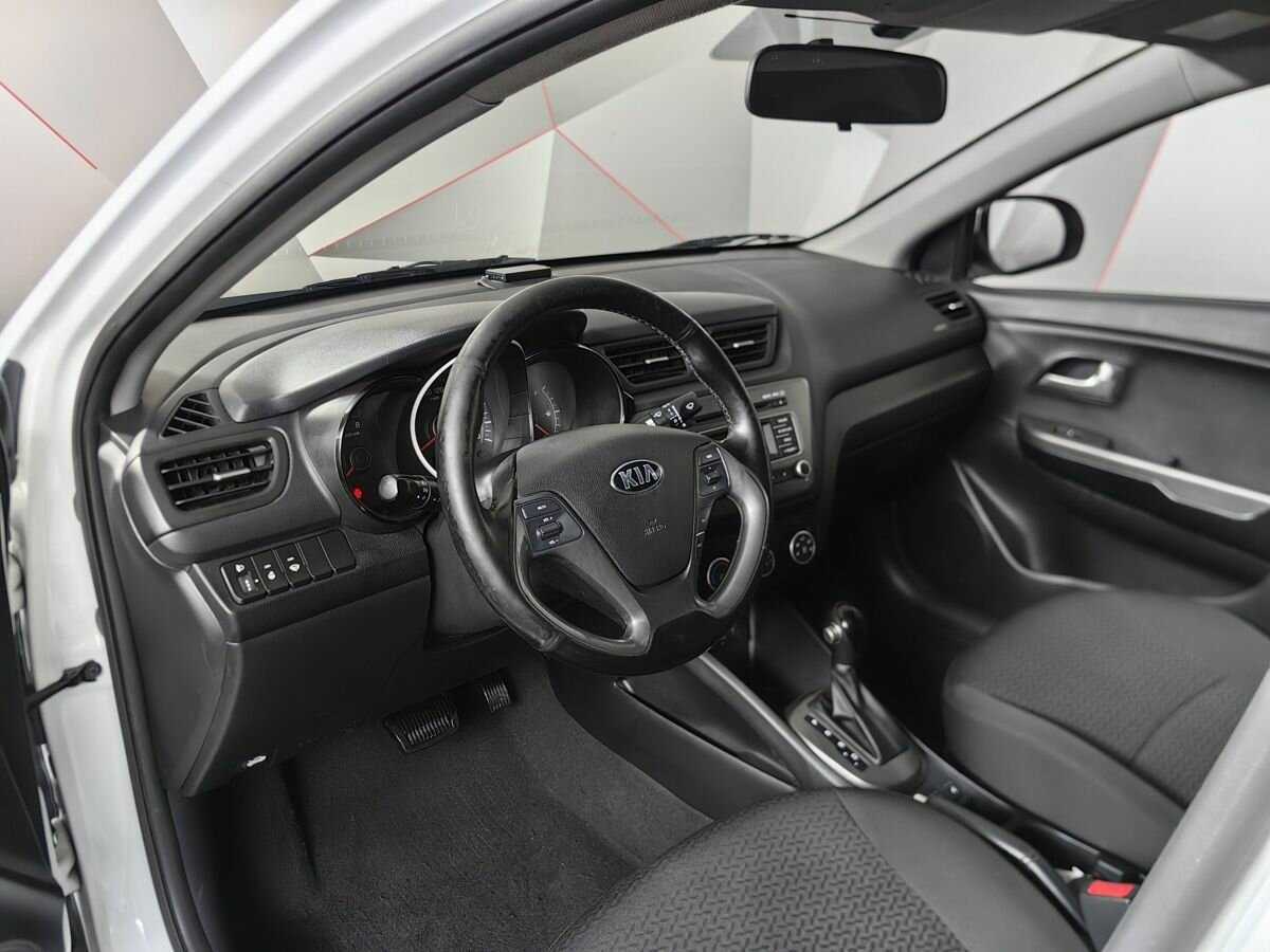 Купить Kia Rio с пробегом. Фото: #12