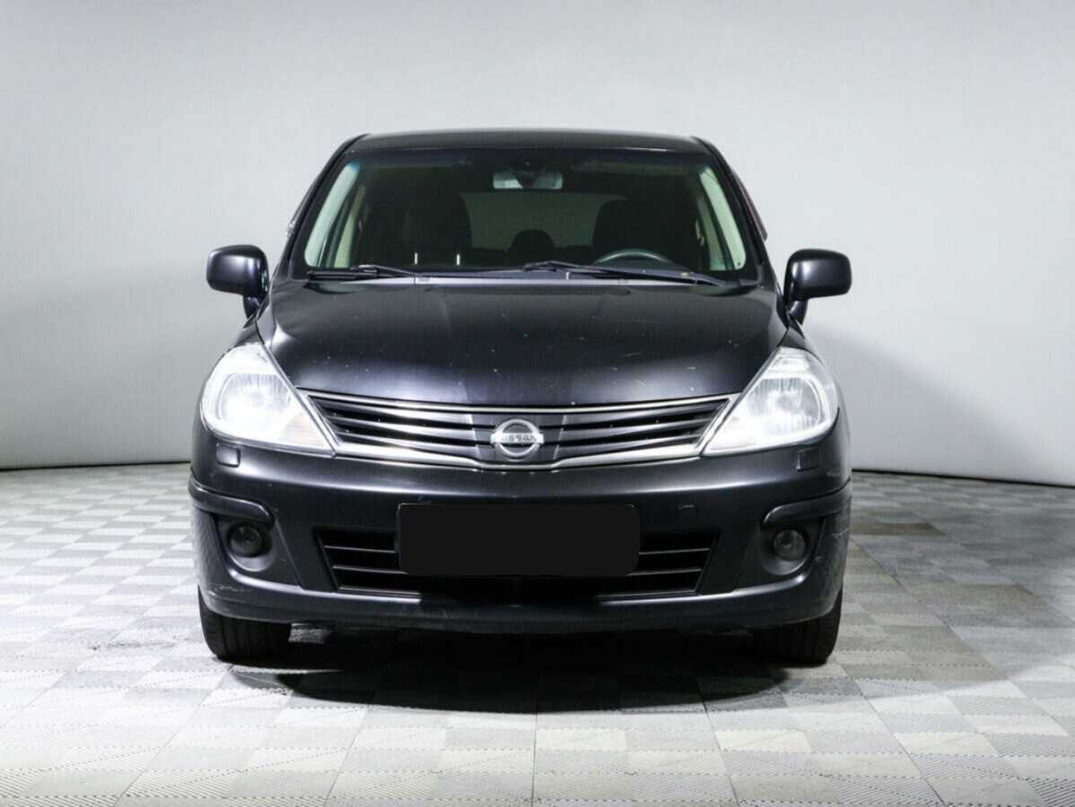 Купить Nissan Tiida с пробегом. Фото: #1