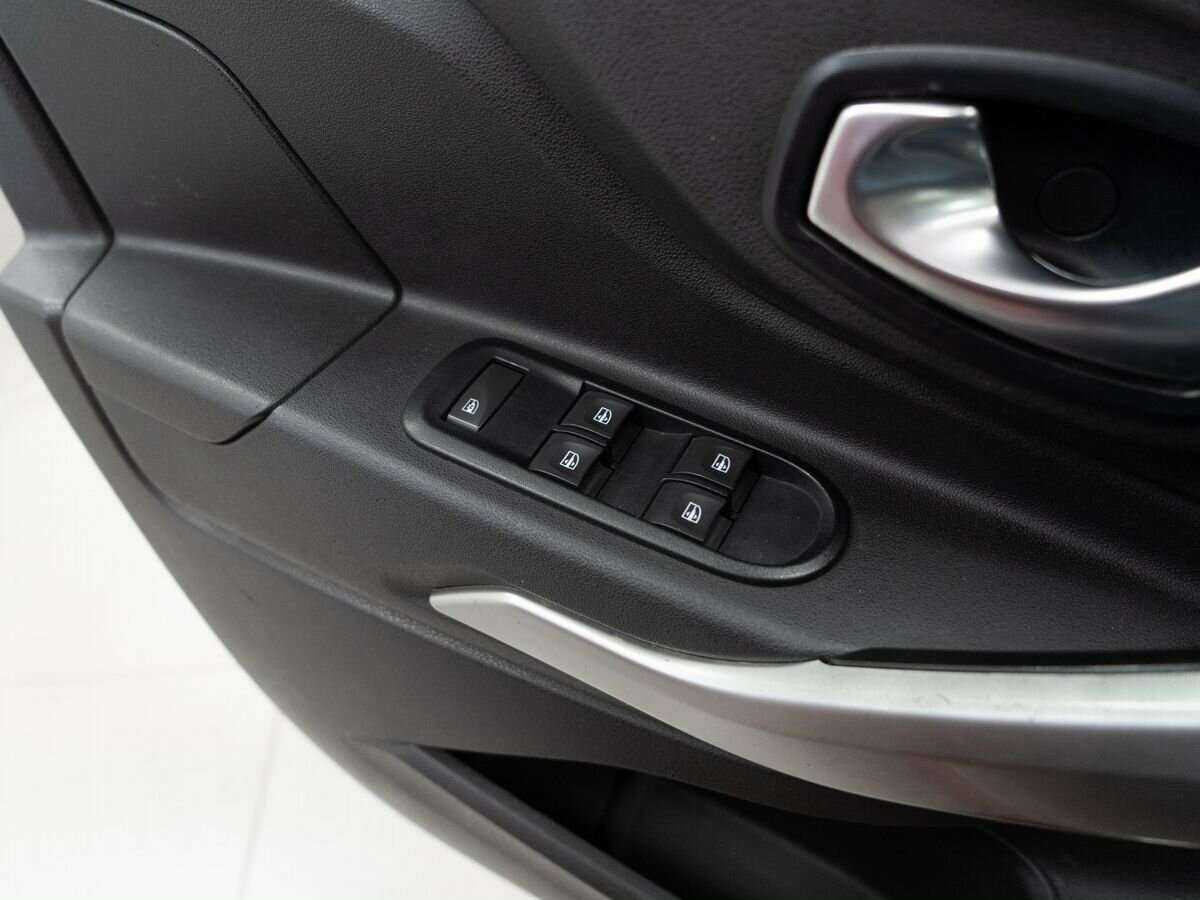 Купить Lada (ВАЗ) XRAY с пробегом. Фото: #12