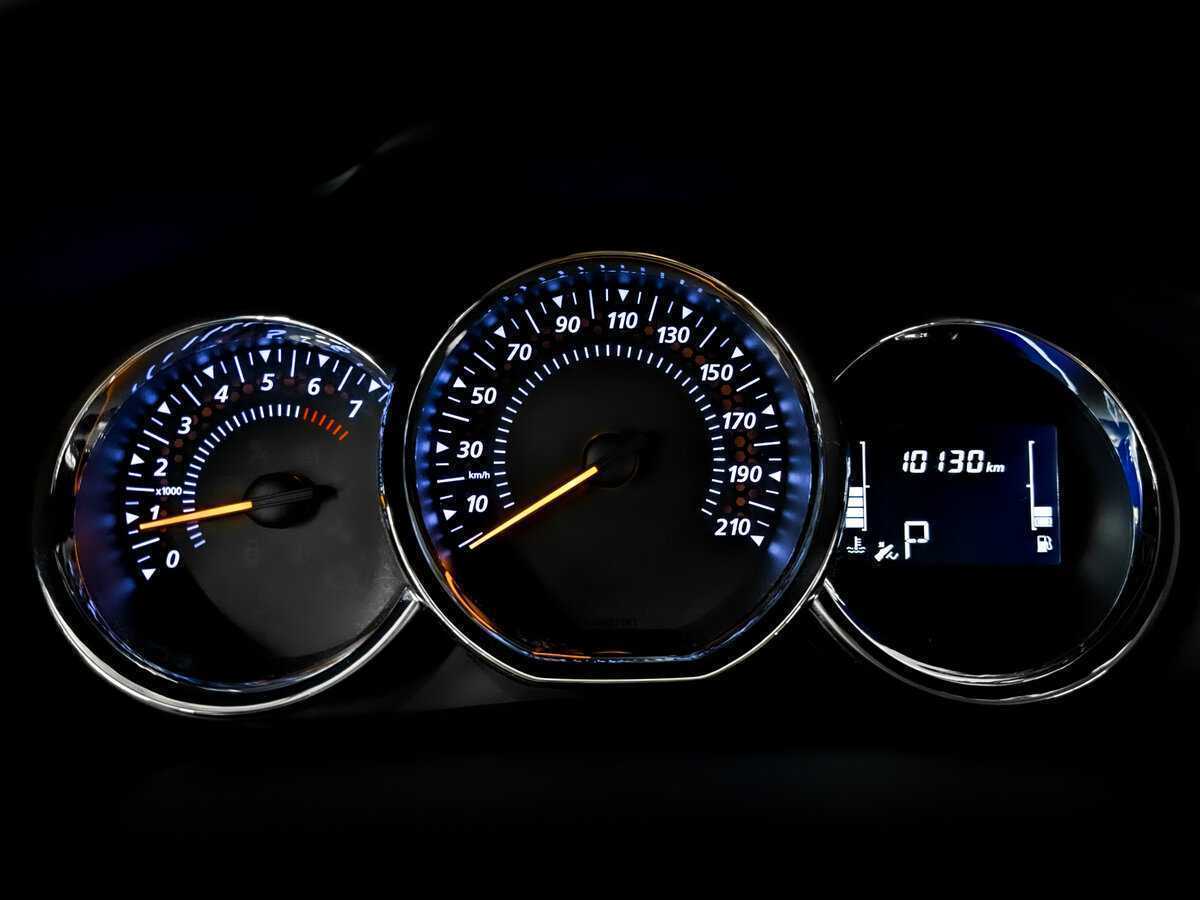 Купить Renault Sandero с пробегом. Фото: #12