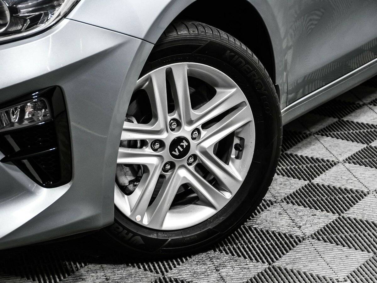Купить Kia Ceed с пробегом. Фото: #13