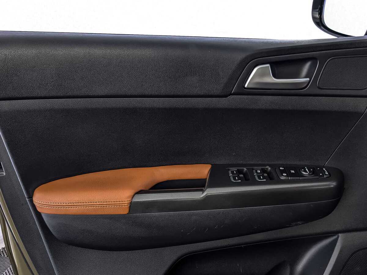 Купить Kia Sportage с пробегом. Фото: #14