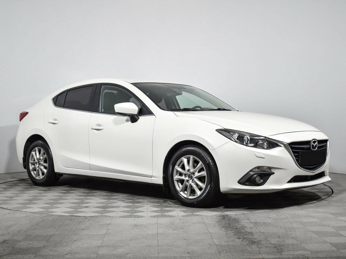 Купить Mazda 3 с пробегом. Фото: #2