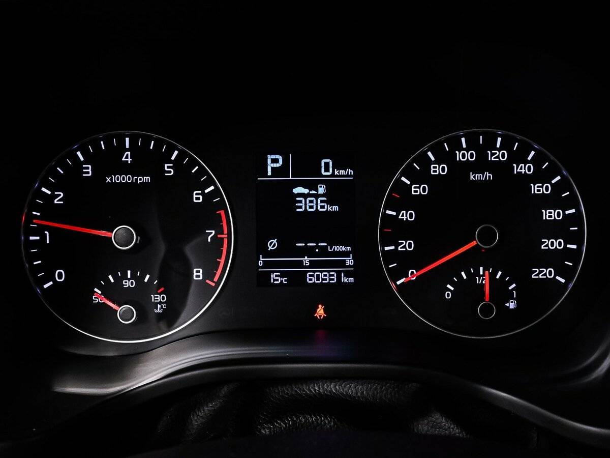 Купить Kia Rio с пробегом. Фото: #9