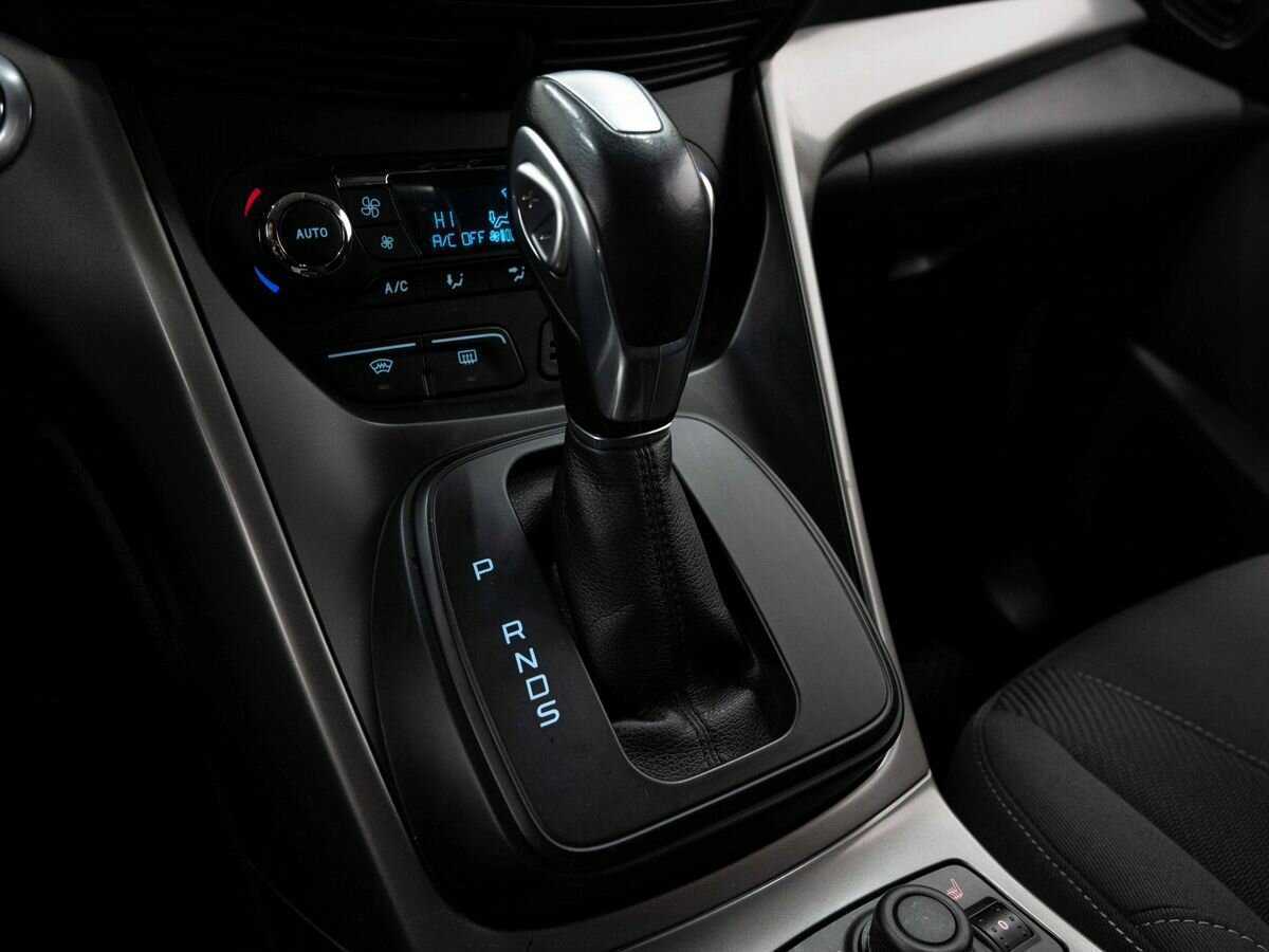 Купить Ford Kuga с пробегом. Фото: #22