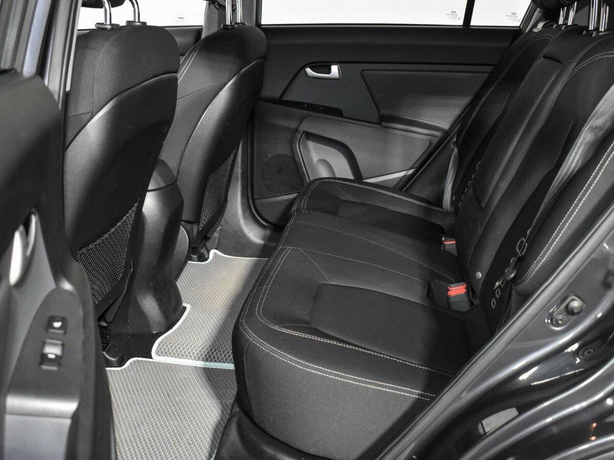 Купить Kia Sportage с пробегом. Фото: #10