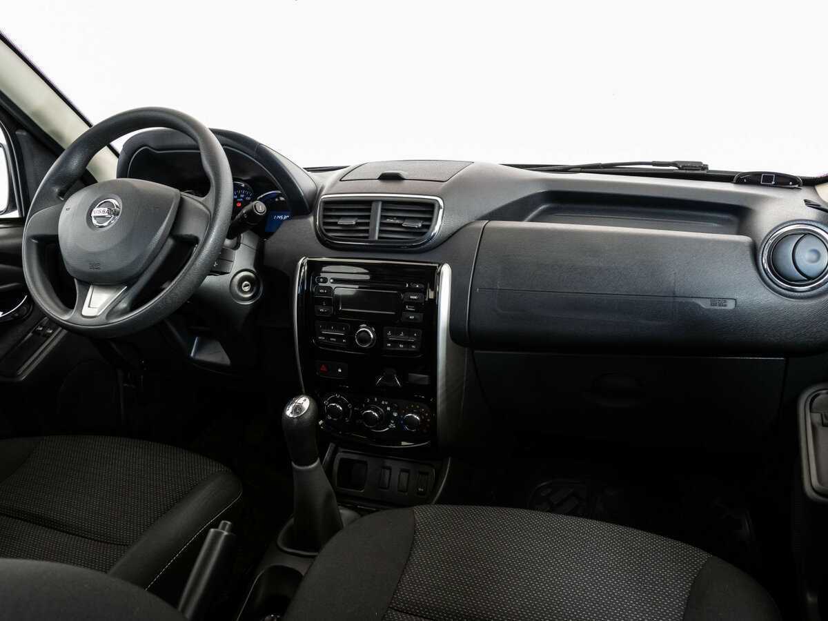 Купить Nissan Terrano с пробегом. Фото: #8