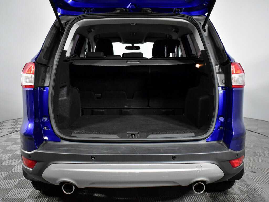 Купить Ford Kuga с пробегом. Фото: #19